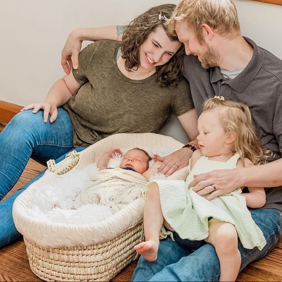 Meet your Posher, Mallory - Picture 2 of 4